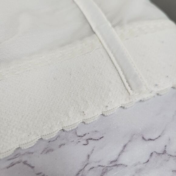 Hanes Vintage Longline Elegant Floral White Lace and Mesh Bra with Boning - Picture 10 of 15